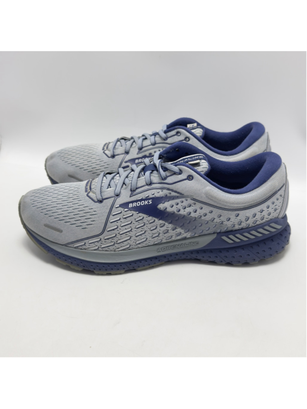 Brooks Men's Adrenaline GTS 21 Road-Running Sneakers Shoes Grey Size 10.5